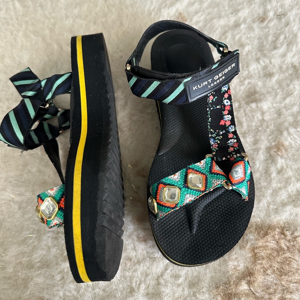 KURT GEIGER SANDALS - Picture 2 of 3